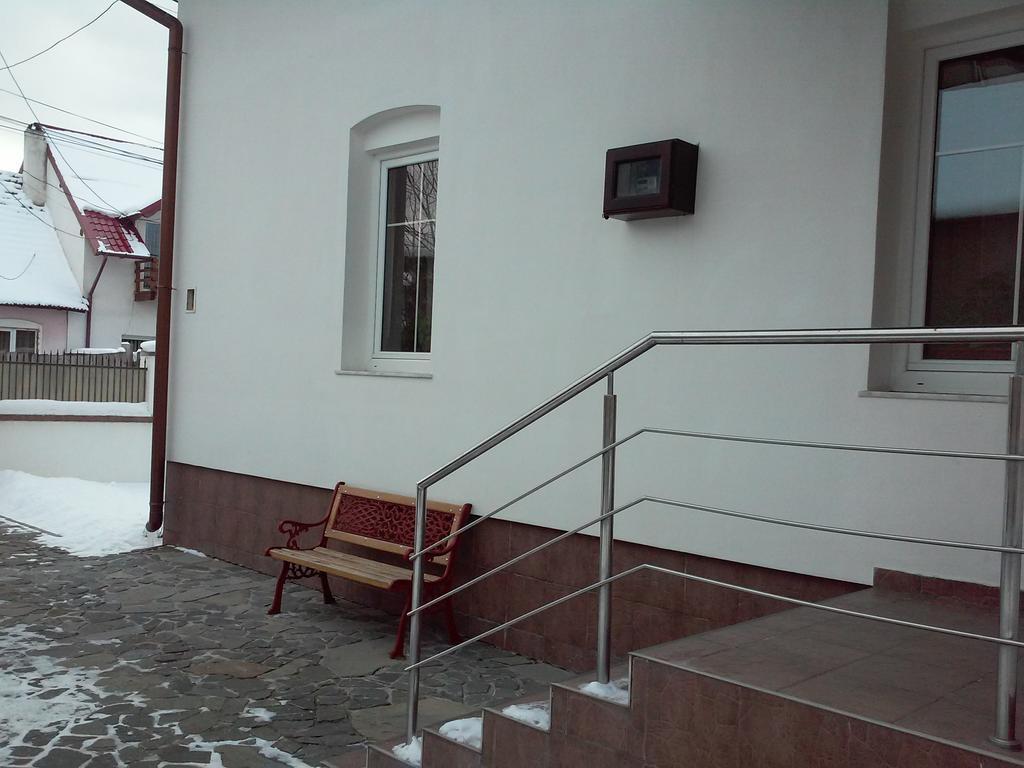 Ferienwohnung Casa Magdalena Zărneşti Exterior foto